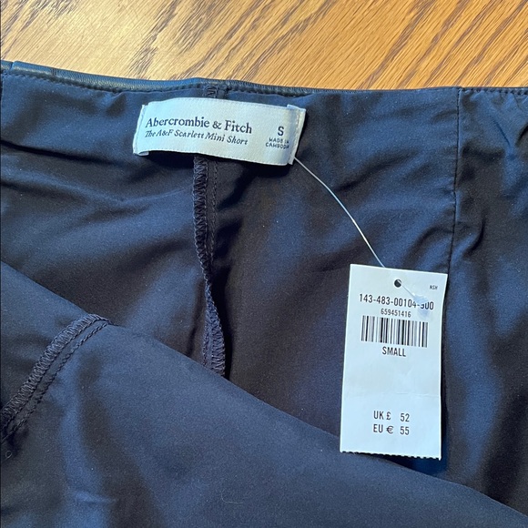 Abercrombie & Fitch Scarlett Vegan Leather Mini Skort - Picture 6 of 7